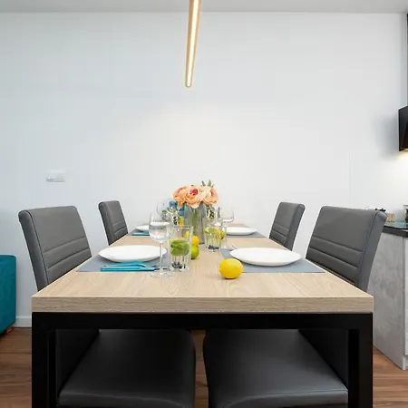 Apartamenty Cztery Pory Roku by Renters Prestige